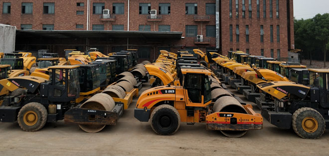 二手挖掘机市场 