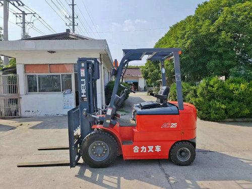 精品合力2.5吨电动叉车